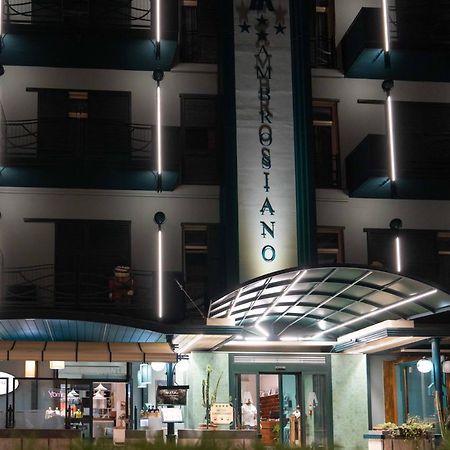 Hotel Ambrosiano Montecatini Terme Bagian luar foto