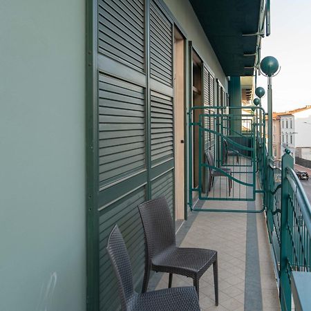 Hotel Ambrosiano Montecatini Terme Bagian luar foto
