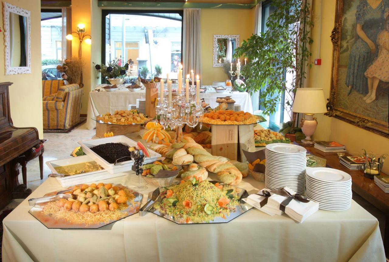 Hotel Ambrosiano Montecatini Terme Bagian luar foto